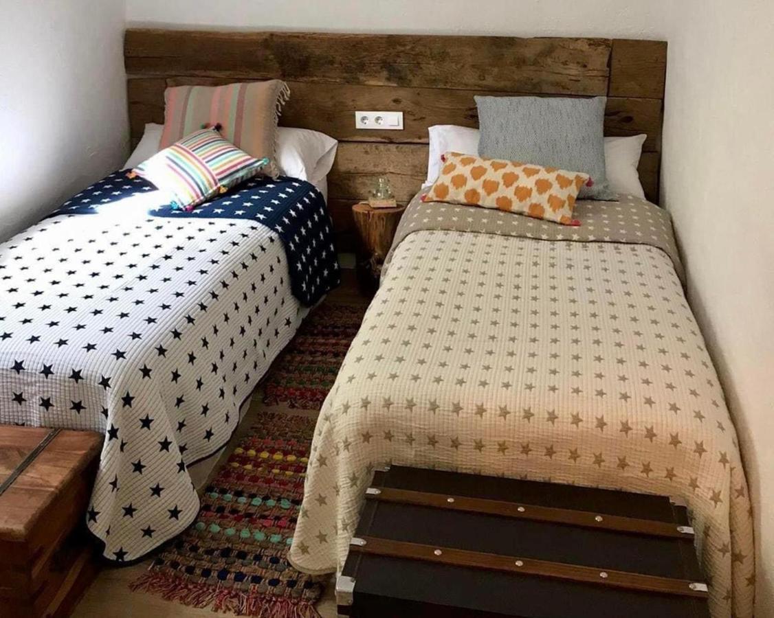Aurora 2-Bed Cottage - Sleeps 4 - Montseny Park Arbúcies Eksteriør bilde