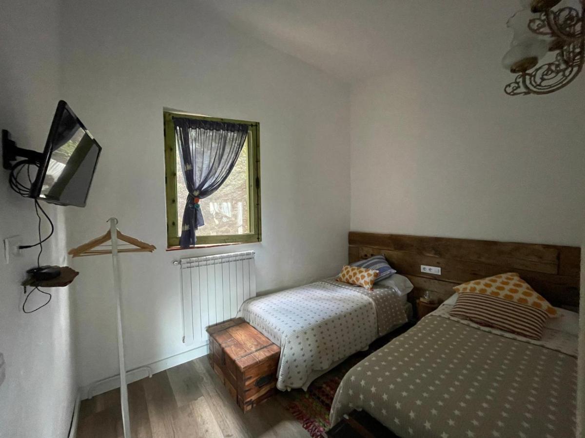 Aurora 2-Bed Cottage - Sleeps 4 - Montseny Park Arbúcies Eksteriør bilde
